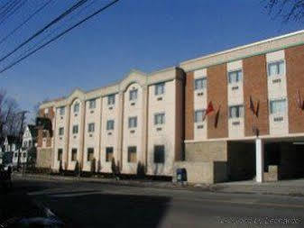 Days Inn Binghamton Front Street Exterior foto